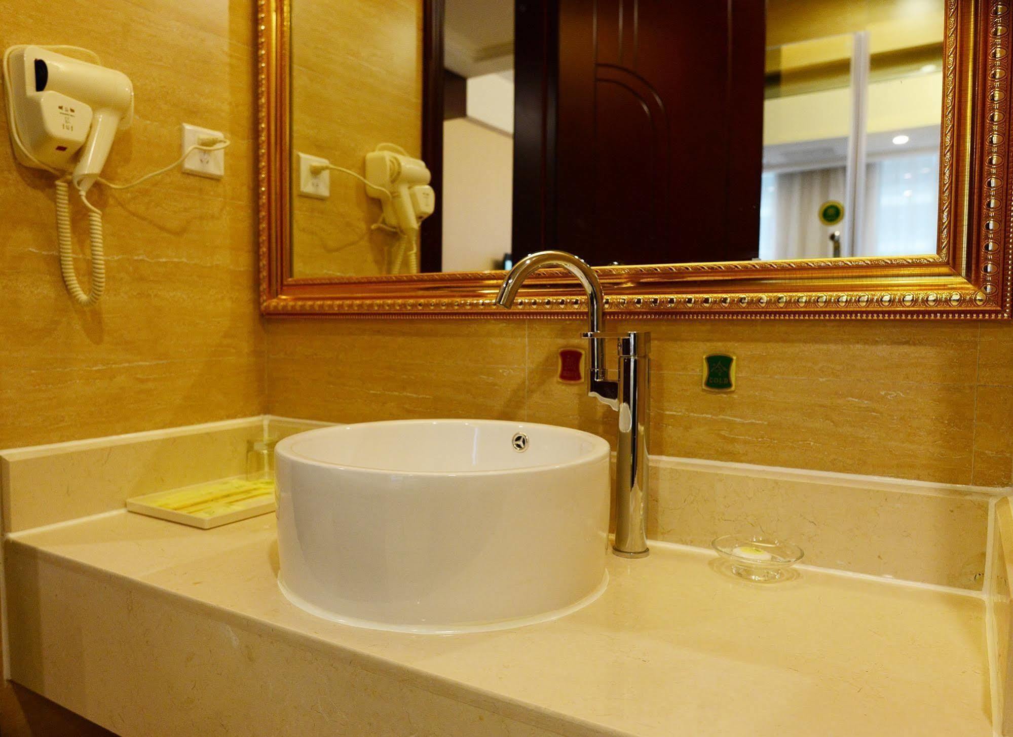 Vienna Hotel Guiyang Exhibition Center Kültér fotó